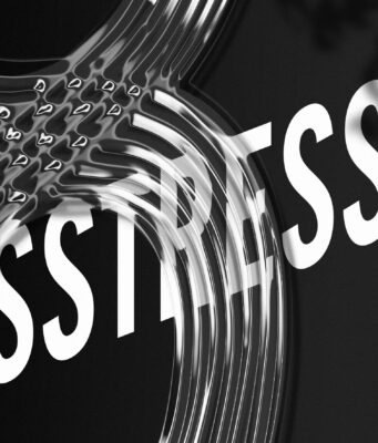 Glasstress 8 ½ 3